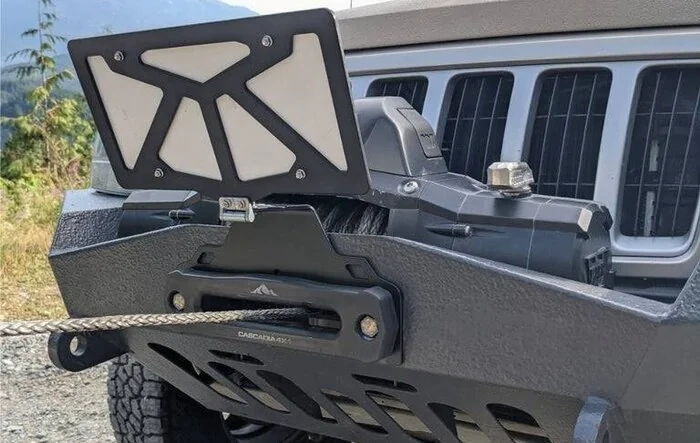 Flipster V3 - Winch License Plate Mounting System by Cascadia 4x4