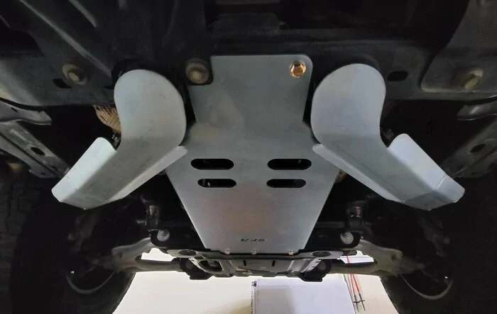 SFR transmission and crossmember brace skids installed