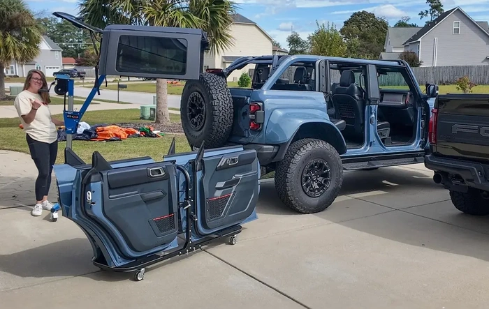 EZ4x4 Hard Top and Door Removal Storage System Review and Discount Code