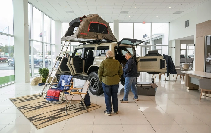 Ford Unveils New Dealership Design and Sales & Service Experience