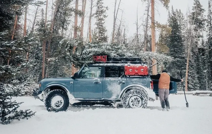 Merry Christmas from TrailRax🎄 Snow Wheeling Fun this Weekend