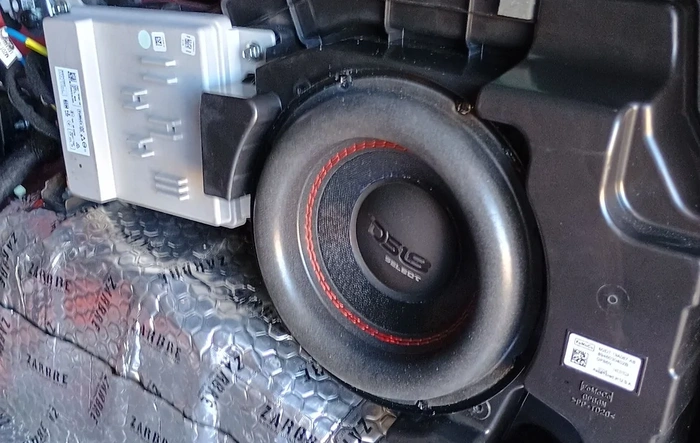 Basic B&O speakers upgrade - complete (for now) in Bronco Raptor