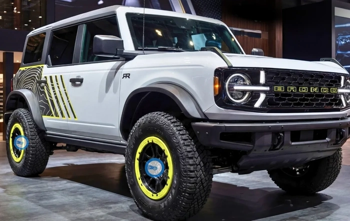 2027 Bronco RTR - live looks