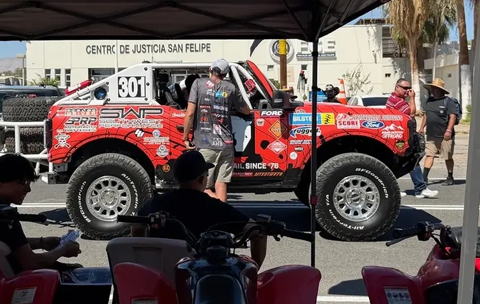 Bronco TEAM 301 @ San Felipe 250