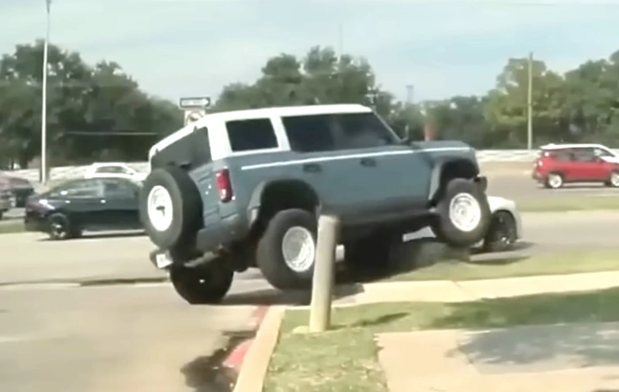 The dumbest ish you have done in your Bronco.