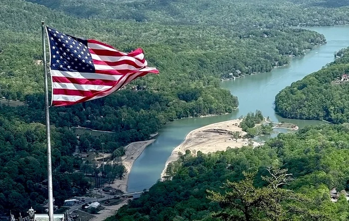 Appalachia Road Trip- National Parks, Hikes, Supercel, and Offroading