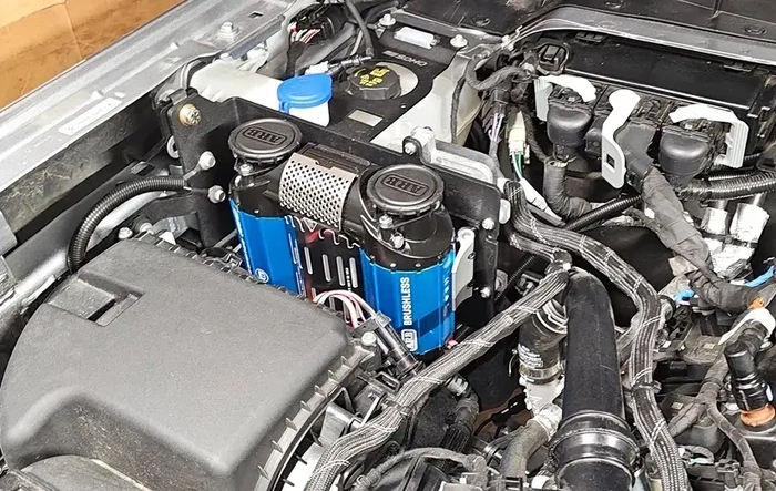 Installing ARB twin brushless compressor using SDHQ vertical mount on a Bronco
