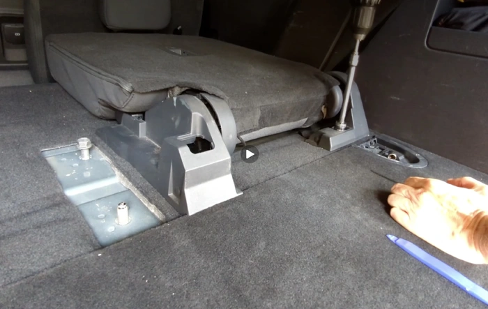 DIY Tutorial: How to remove the second-row seats in a Ford Bronco 🚙🔧