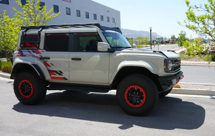 TrailRax Racks Now Fit ALL Painted Hardtops 🎉