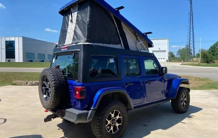 Ursa Minor introduces pop-top camper rooftop tent for 2021 Bronco
