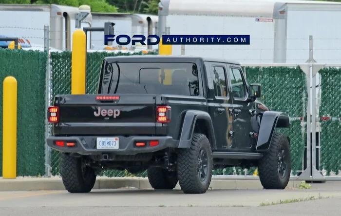 Bronco Pickup Hinted by Sighting of Ford Testing a Jeep Gladiator?