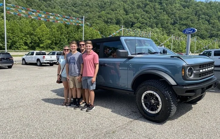 Black Diamond 4-Door Bronco Delivered!  Surprise from the Wild and Wonderful State! Buying experience and owner first impressions.