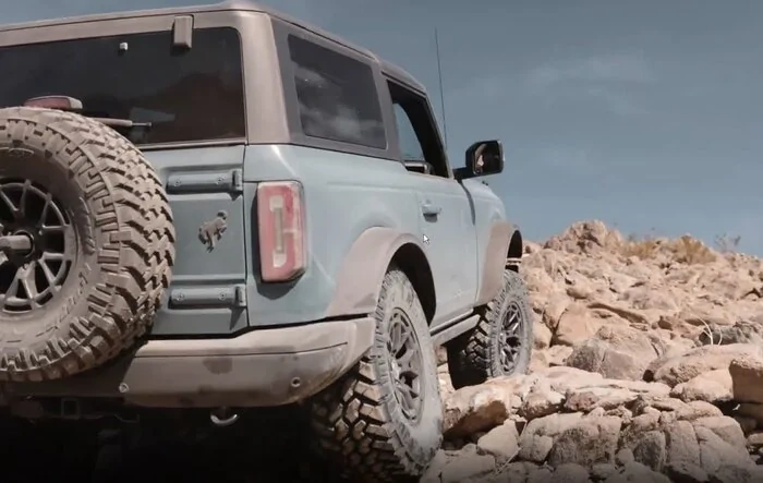 35” Nitto Trail Grappler Tires on Bronco Video