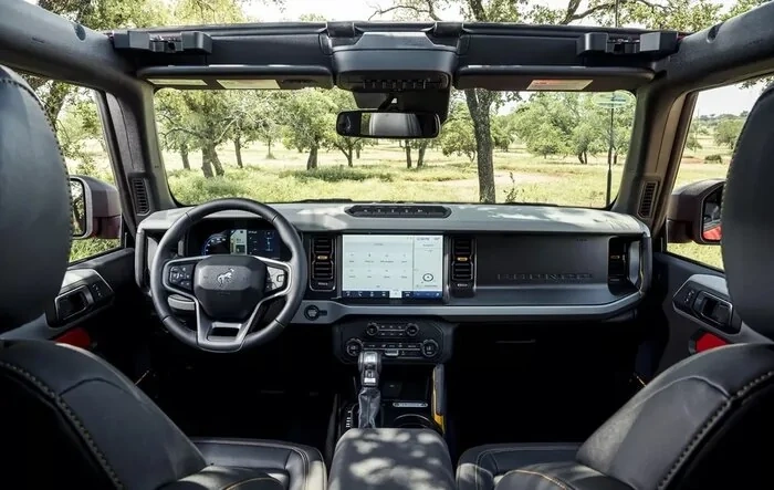 Sound meter measured: 2021 Bronco interior noise decibels @ 50mph and 70mph (soft and hard top)