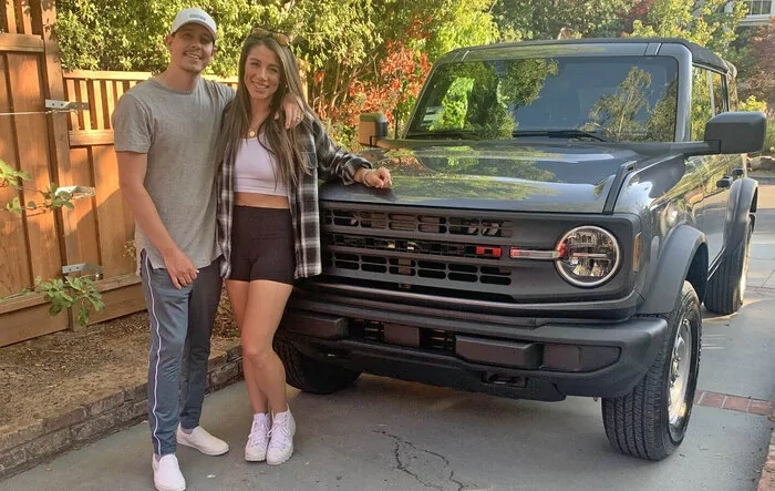 California DELIVERY! 2021 Bronco Base Model