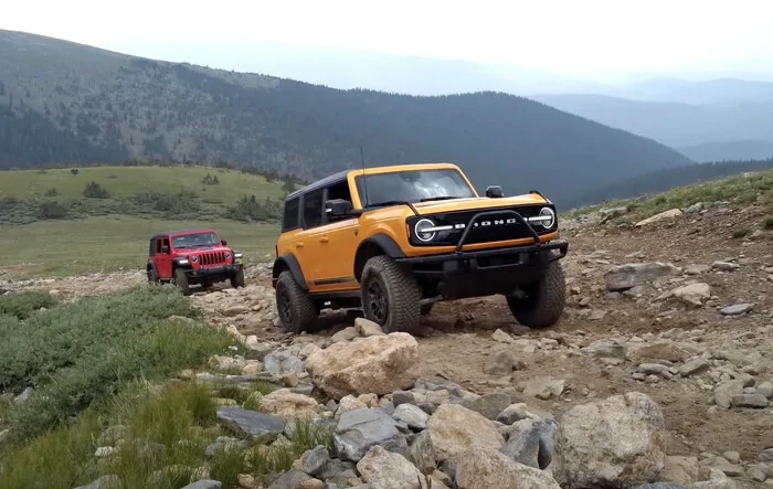 TFL: 2021 Bronco vs Wrangler vs Defender - Off-Road Trail Comparison Video