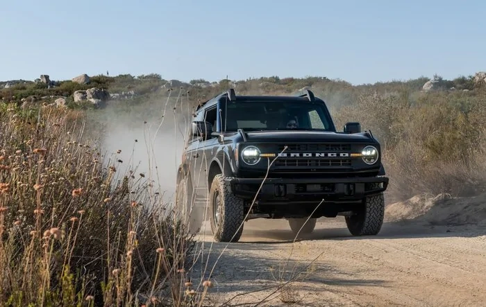 Car and Driver - Tested: 2021 Ford Bronco Manual Brings the Fun