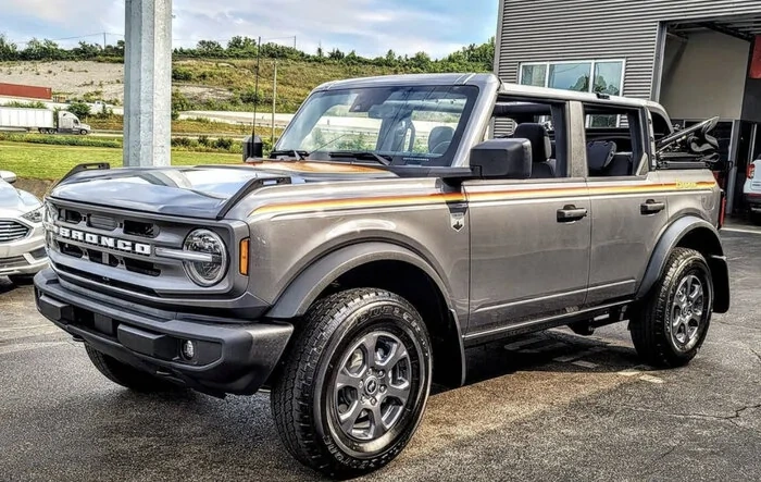 Retro Stripes on Carbonized Gray Big Bend 4 Door. 🔥