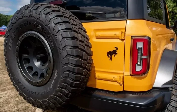 Mounted Spare Tire Confirms TPMS in Spare (5 Total on Bronco)