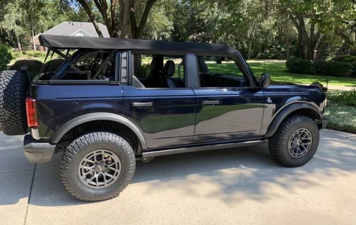 AMB Black Diamond Build: 33" Nitto Ridge Grappler tires + 17" RTR satin charcoal. Stock suspension