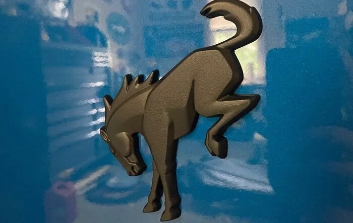 Black Plasti-Dip on rear Bronco emblem