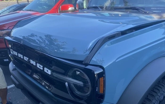 My Bronco arrived damaged. It tried to buck its way out of the train transport last week. 😖