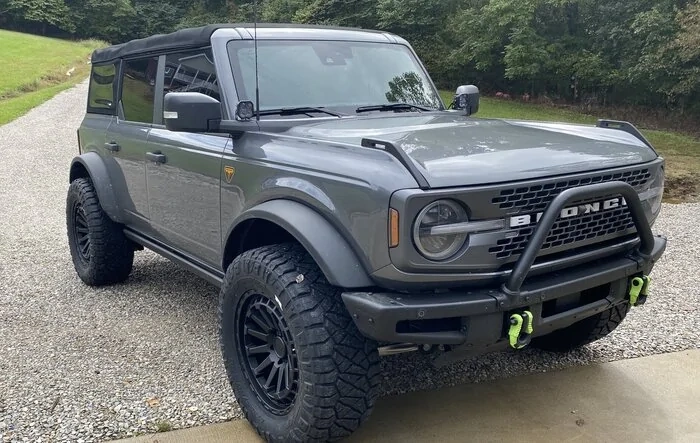 New shoes - 20x9.5 -18mm black rhino raid with 325/60r20 Nitto Ridge Grappler