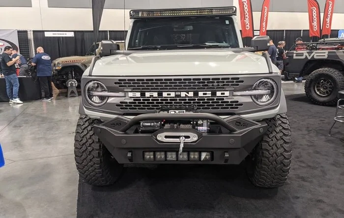 DV8 & ADD front bumper photos on Broncos at Off-Road Expo
