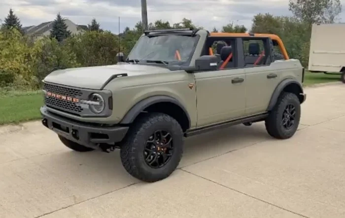 Combat Green Textured Wrap Bronco