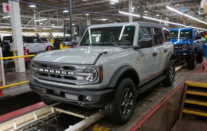 Post Your Bronco Production Line Pics! (From Ford Emails Starting Today)