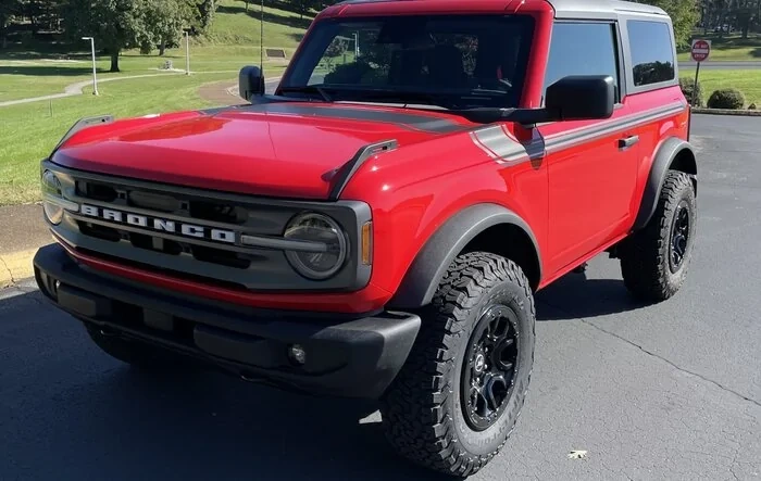 2-Door Race Red Big Bend Non-SAS w/33’s, First Edition Wheels, & Vintage Stripes