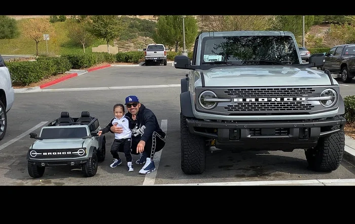 [Updated with videos!] Kid Trax Bronco 2021 - my son's 1 of 1 Cactus Gray Motorized Powerwheels