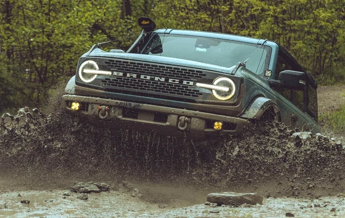 "The Dirt Horse" - Area 51 Bronco Badlands build