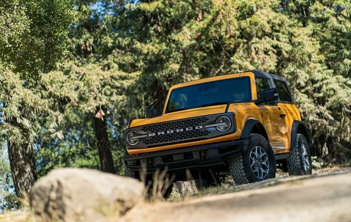 CNET review - 2021 Ford Bronco Badlands: The Jeep wrangler
