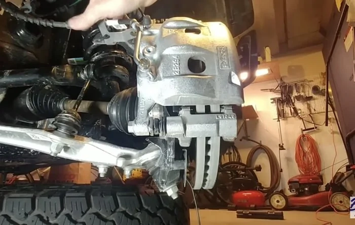 How to replace 2021+ Bronco brake pads and rotors using Brake Maintenance Mode