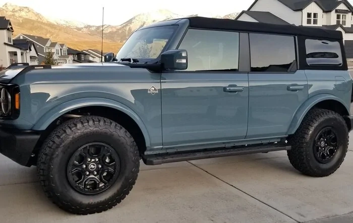 Outer Banks with 35" BFG KO2s - no lift, no rub