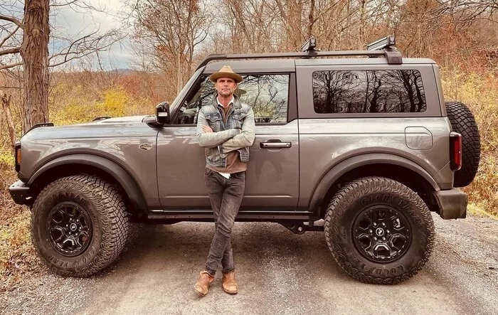 John Bronco finally got his (2-door Wildtrak)!!!