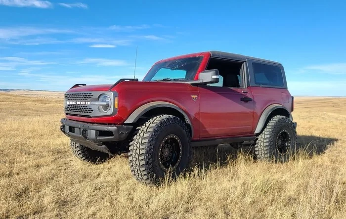Badlands 2 door on 37s no lift.... [37x12.50r17 Thompson Baja Boss MTs + Black Rhino Garison Beadlocks with +0 offset]