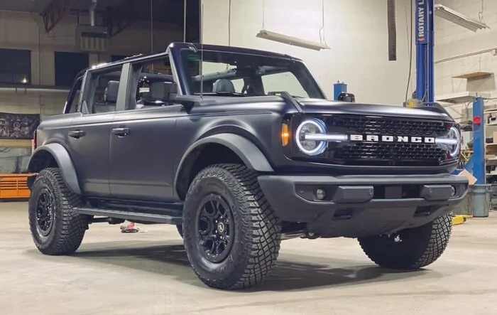 XPEL Stealth Satin Antimatter Blue Bronco