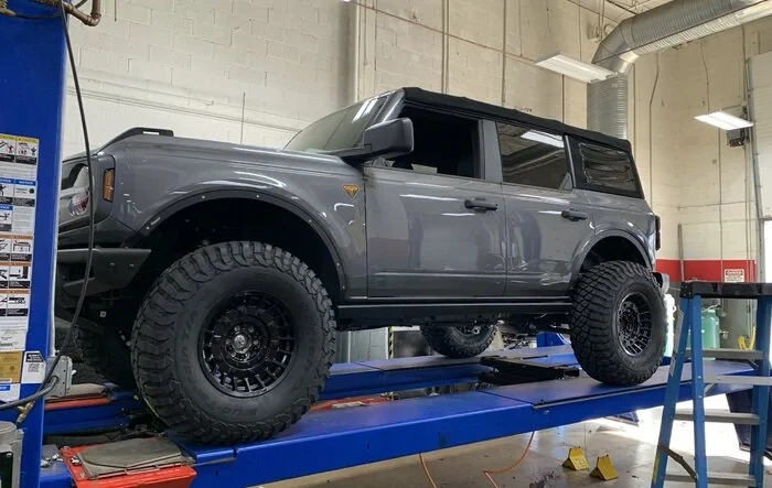Badlands Build 37" | 3.5" 4WP Coilovers | Arms | Track Bar | RC Hidden Winch | Fender Deletes