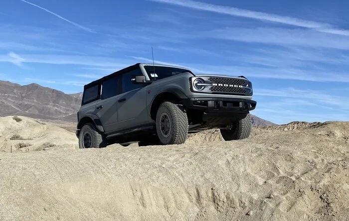 Bronco off-road vs Gen 1 Raptor from an owner's perspective