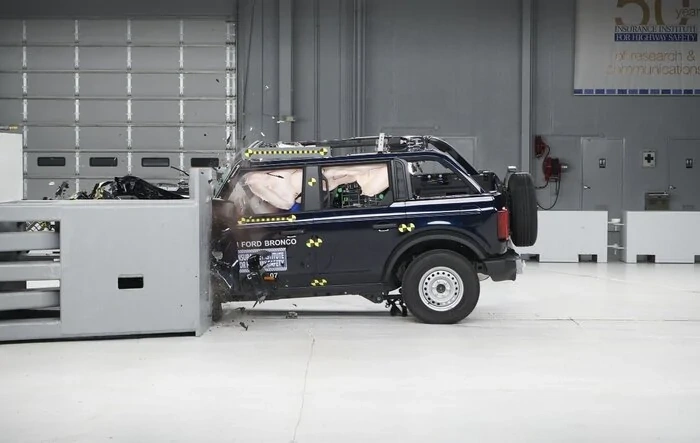 2021 Bronco Crash Test Results - 5/6 Rating by IIHS. Top Jeep Wrangler