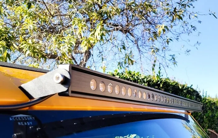 M&R Automotive 40" ROOF MOUNT LIGHTBAR KIT