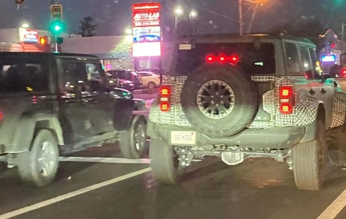 Spotted: Bronco Raptor DWARFS Jeep Gladiator