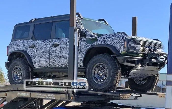 Everglades Bronco Spotted Rolling Through Texas