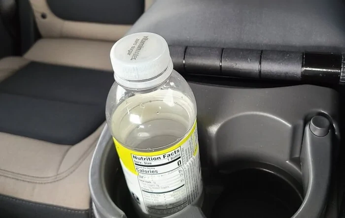 Found a 4-Door Bronco rear seat console option w/ cupholders