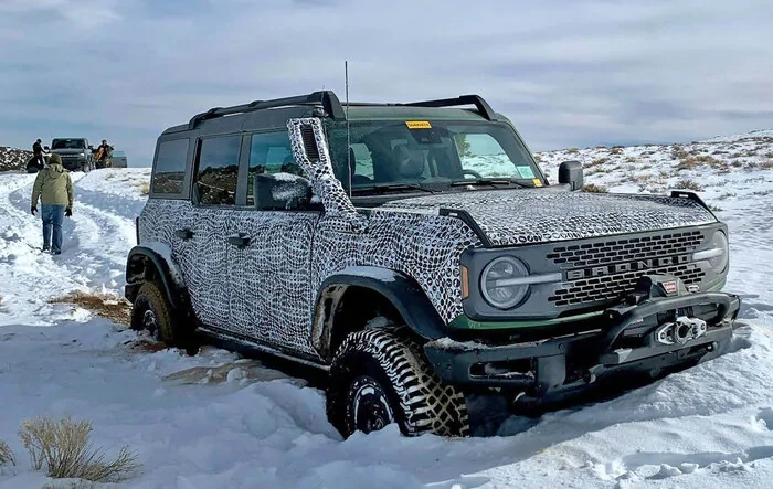 Everglades Bronco snow / winter testing in Death Valley