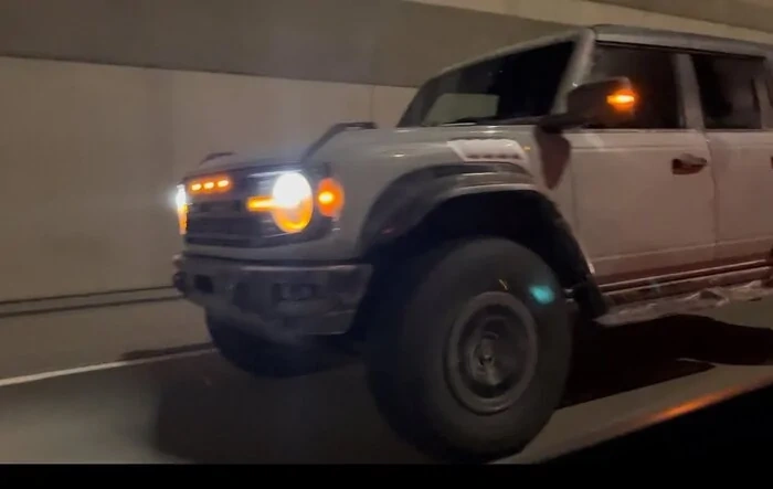 Video: 2 Bronco Raptors (Cactus Gray) on the highway