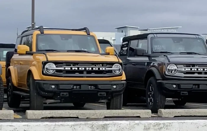 New Bronco Corral -- Ford parking lot in Allen Park has 100's of Broncos