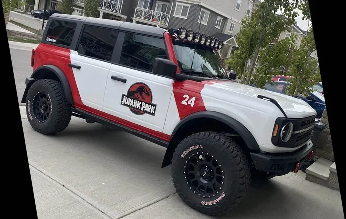 Jurassic Park Bronco Build